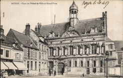 CPA Noyon Places of I Town hall and Grand Places