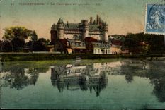 CPA Pierrefonds Le Chateau Et Le Lac