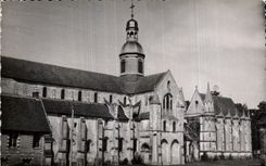 CPA St To germinate of Fly (Oise) Abbey church (XIe XIIe S) Sainte the Vault (XIIe S)