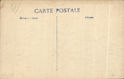 CPA Senlis the street of the Republic bombardee by the Germans