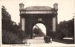 CPA Metz la puerta de Serpenoise