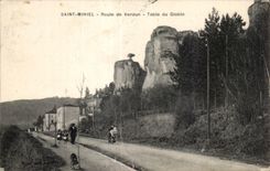 CPA Saint Mihiel Route of Verdun Counts of the Devil