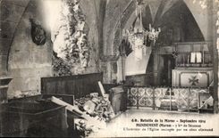 CPA Mondement 7km of Sezanne interior of church saccagee by a German shell