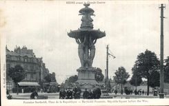CPA Reims before the war Fontaine Bartholdi Places Republic