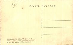 CPA Montreuil Bellay Chateau (Mon hist) reconsruuit au XIV et au XV siecles Cour interieure
