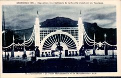 CPA Grenoble 1925 - Exposition Internationale de la houille blanche et du tourisme illuminations - la Porte monumentale 