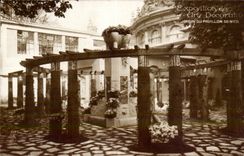 CPA Exposition des arts decoratifs jardin du pavillon de Nice