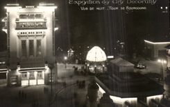 CPA Paris Exposition internationale des Arts Decoratifs Vue de nuit Tour de Bourgogne 