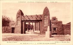 CPA Paris Exposition coloniale internationale 1931 Palais de l AOF La porte du village soudanais