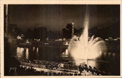 CPA Exposition internationale des Arts decoratifs Paris 1925 Fontaine lumineuse et peniches de Poiret