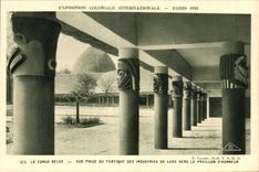 CPA Exposition Coloniale Internationale Paris 1931 Le Congo Belge Vue prise du Portique des industries de luxe vers le pavillon d Monneum