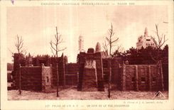 CPA Exposition Coloniale Internationale De Paris palais de la un coin de la rue soudannaise