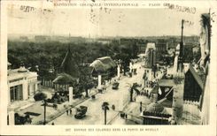 CPA -Exposition Coloniale Internationale - Paris 1931 Avenue des Colonies vers la Porte de Reuilly