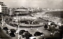 CPA sands Olonne the beach and the swimming pool