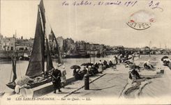 CPA sands Olonne on the quays