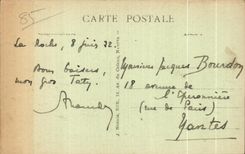 CPA Lucon la place belle croix et la cathedrale cette ville existait avant cesar mais sous les gaulois et les romains c