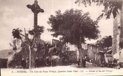 CPA Hyeres Un coin du Vieux Village Enfants