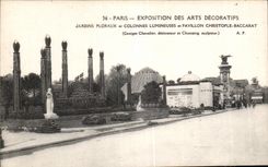 CPA Exposition Paris Des Arts Decoratifs Jardins Floraux et Colonnes Lumineuses et Pavillon Christofle Baccart
