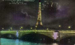 CPA Exposition des arts Decoratifs Vue de NUIT le pont de l Alma