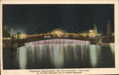 CPA Exposition Internationale des arts Decoratifs Paris 1925 le Pont Alexandre avec la cascade lumineuse