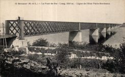 CPA Saumur Le Pont de Fer Long Ligne de I Etat Paris Bordeaux