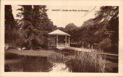 CPA Cholet jardin du Mail Le Kiosque