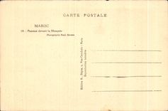 CPA Morocco Morocco Women in front of the Mosque