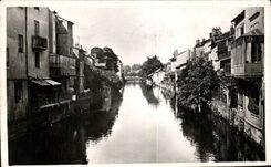 CPA Epinal Canal des Vieux Moulins