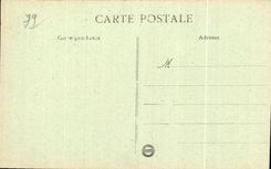 Seigneuriale de la entrada de la iglesia de CPA Oiron en la corte del castillo