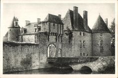 CPA Beaulieu sur Parthenay Chateau de la Guyonniere 