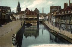 Amiens - La Rue des Majots - CPA