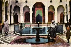 CPA Maroc Fez Cour de Dar Glaoui 