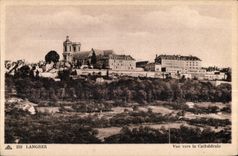 CPA Langres Vue Vers la Cathedrale