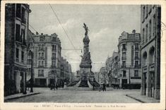 Reims Places Erlon Fontaine Sube Entree of the Street Buirette