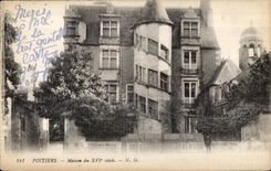 CPA Poitiers Maison du XVI e siecle