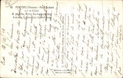 CPA Poitiers (Vienne) Pont Joubert sur le Clain A gauche Eglise Ste Radedegende