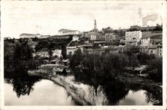 CPA Poitiers (Vienne) la Clain Notre Dame des Dunes et I Ecole Militaire