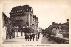 CPA Granville Le Normandy et le Casino