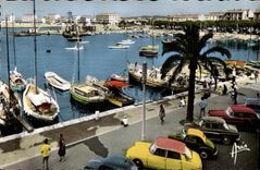 CPA Cote d Azur 00-1 St Raphael Quai du Port