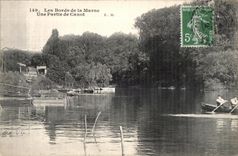 CPA Les Bords de la Marne Une partie de Canot