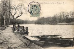 CPA Wood of Vincennes the Lake of the Tiny ones