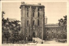 CPA Vincennes (the Seine) the Old Port Entrance principle