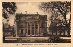 CPA Montmorency (the Seine and Oise) Town hall