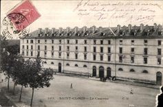 CPA Saint Cloud the Militaria Barracks