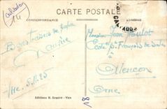 CPA Vire L Eglise Notre Dame (des XIII XIV XV et XVI siecles autel en pierre du XV s Chaire de Dans I une des Chapelles