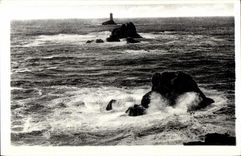 CPA La Pointe du Raz Le Rax de sein et le l hare de la Vieille 