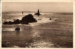 CPA Pointe du Raz De Sein (Finistere) Le Phare la Vieille Au Join l Ile de Sein