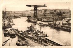 Brest - the Wearing of War Boats - CPA