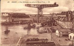 Brest - Port Militaire - vue prise du Grand Pont Bateaux - CPA 