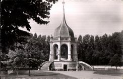 Sainte Anne Auray - the War memorial - CPA